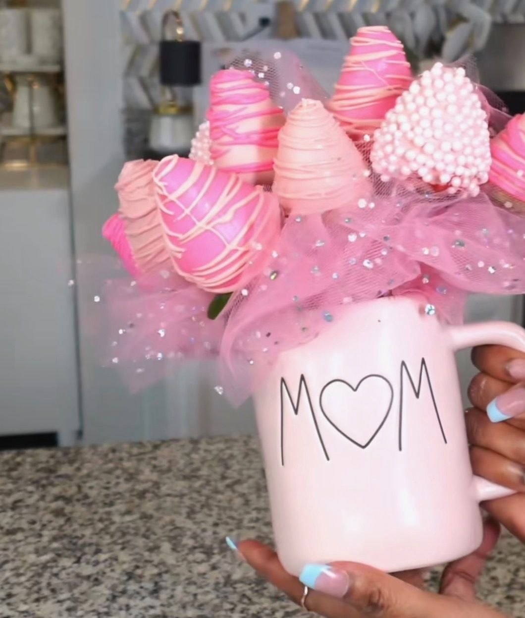 MOM Mug Berry Bouquet